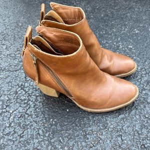Women’s Ankle Boots